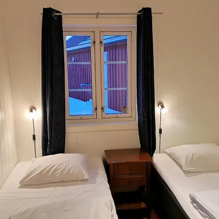 Statles Rorbu- Og Konferansesenter As 3* Leknes