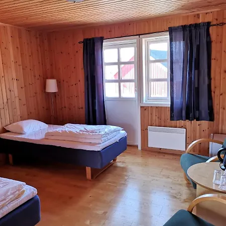 Statles Rorbu- Og Konferansesenter As Hotell 3*