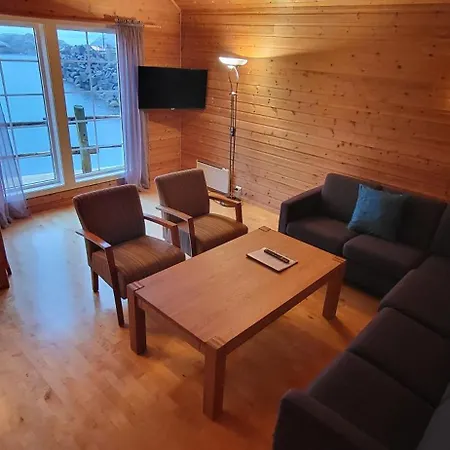 Statles Rorbu- Og Konferansesenter As Leknes